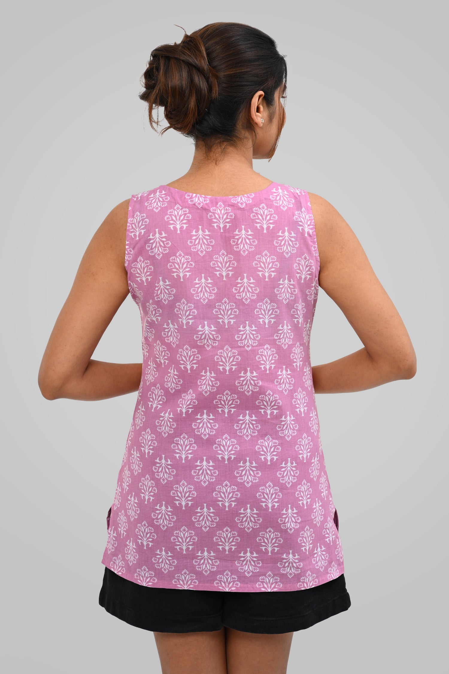 Pink Cotton Printed Sleeveless Kurti
