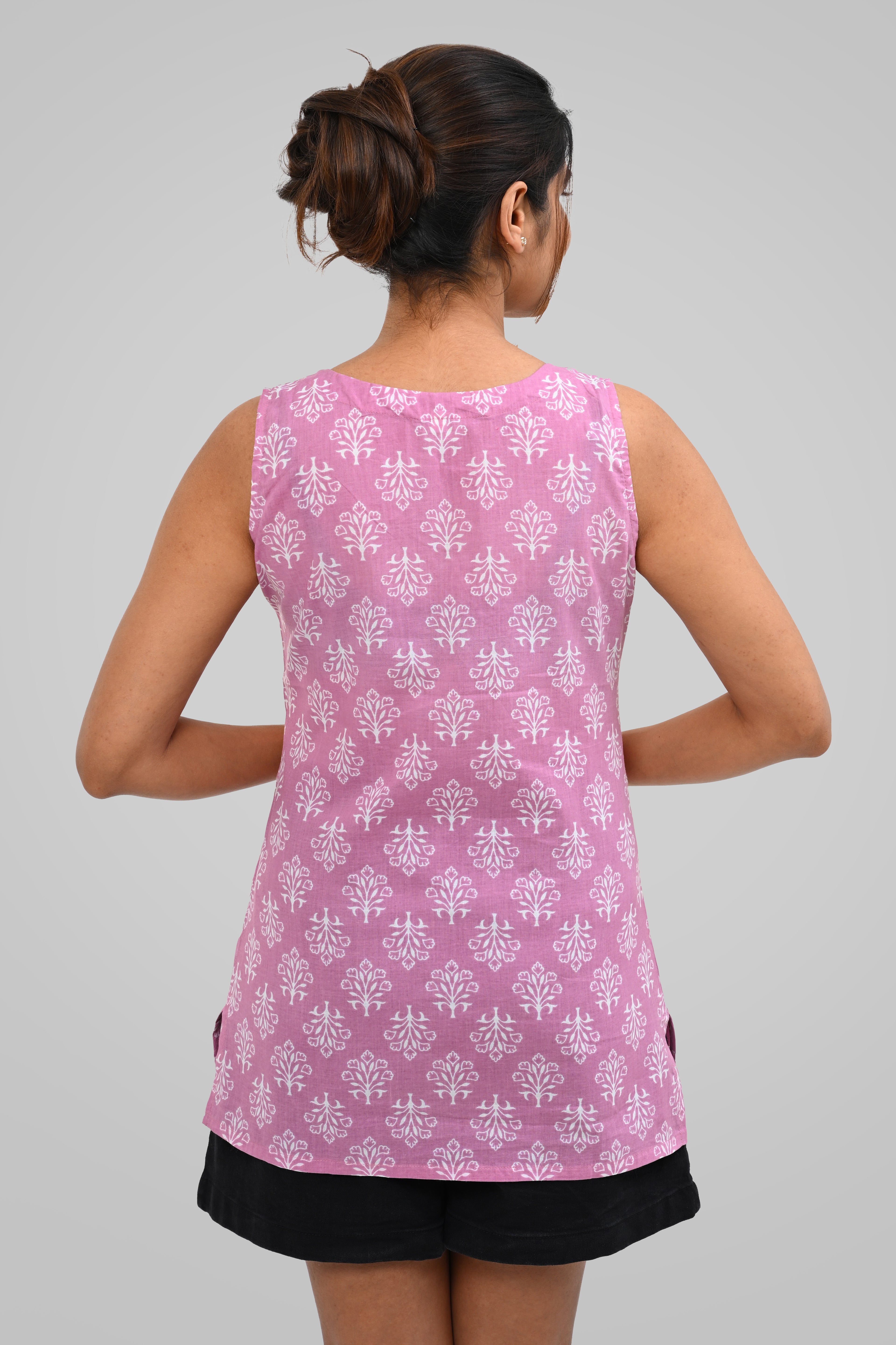 Pink Cotton Printed Sleeveless Kurti