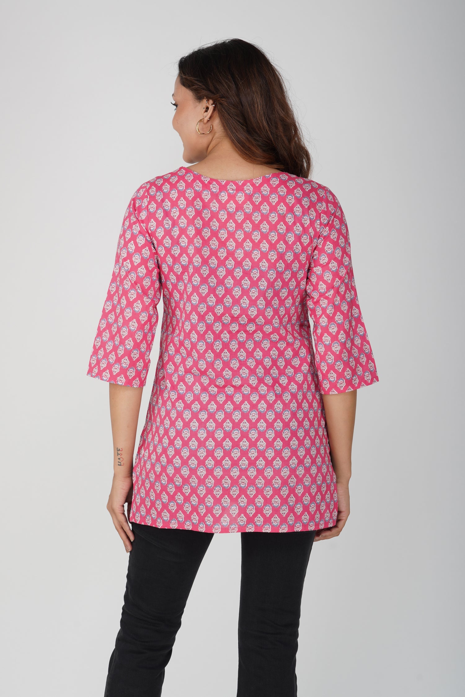 Pink Cotton Printed Kurti