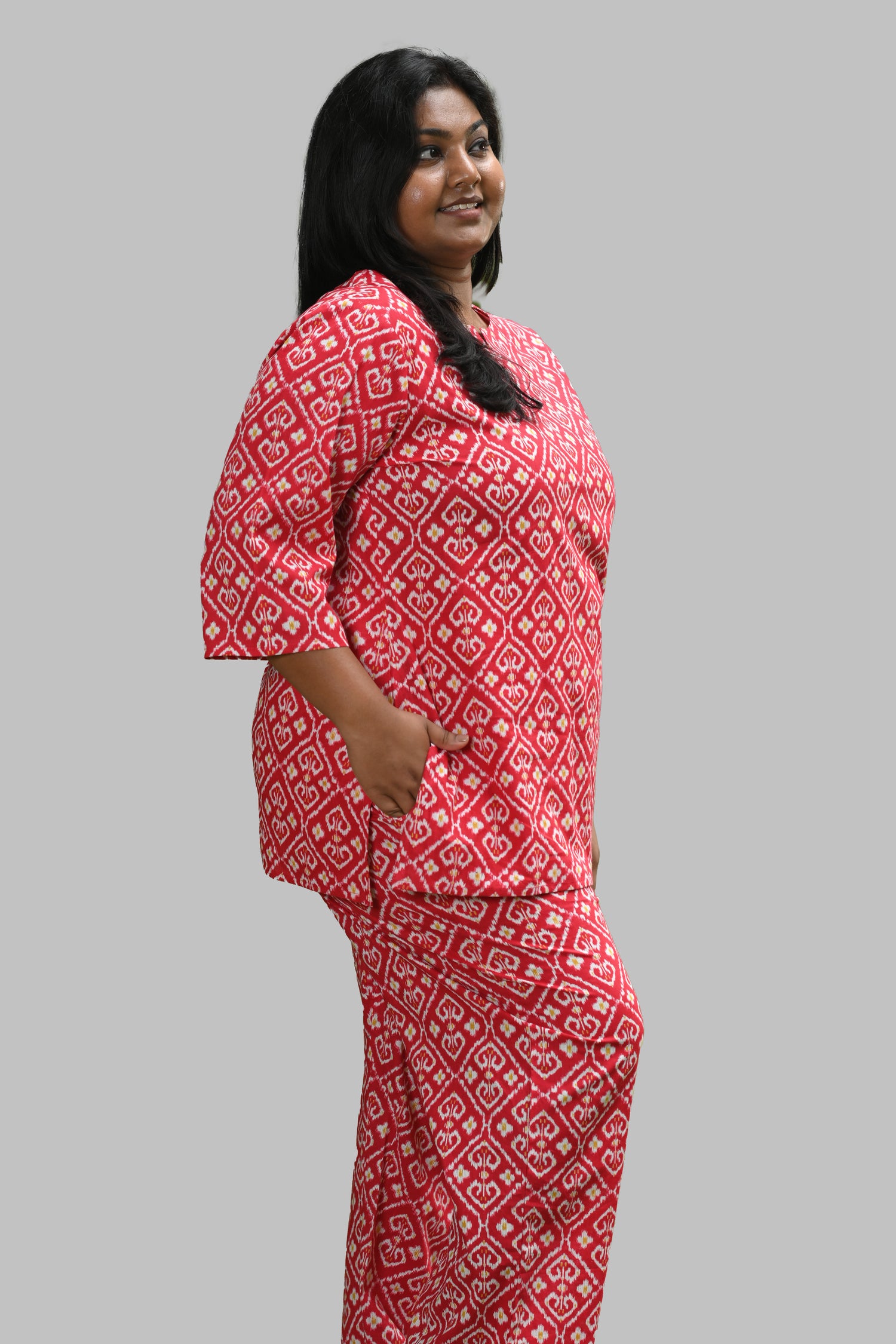 Red Ikat Plus Size Cotton Printed Pyjama Set