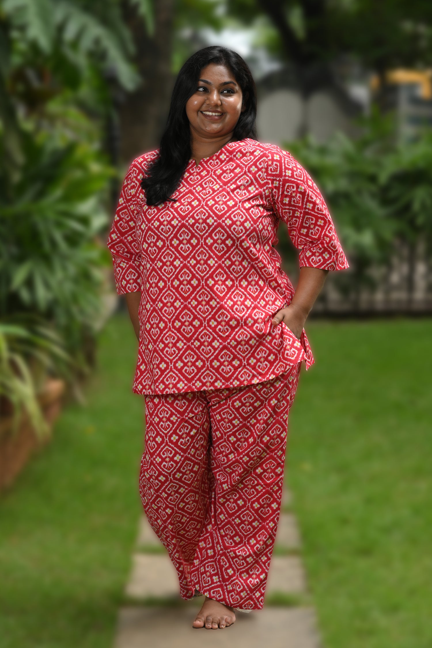 Red Ikat Plus Size Cotton Printed Pyjama Set