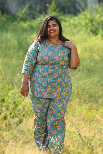 Turquoise Plus Size Cotton Printed Pyjama Set
