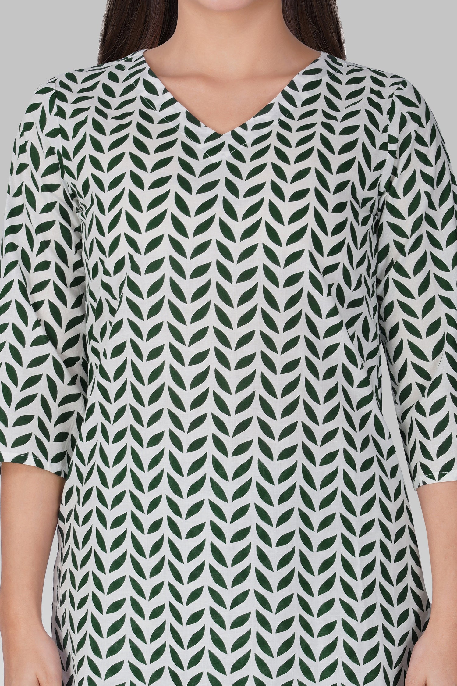 White V Neck Cotton Printed Pyjama Set